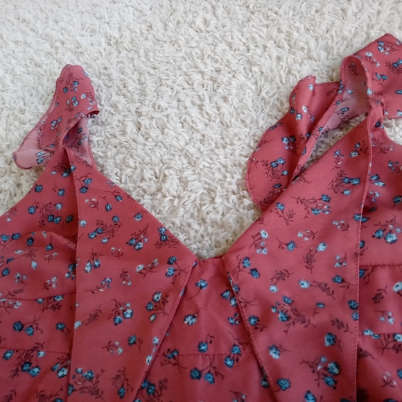 Mini Shein Dress - Picture 4 of 4